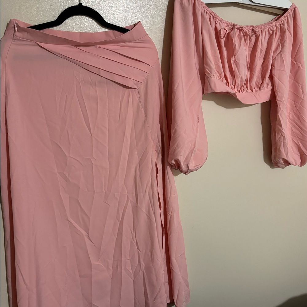 Two piece skirt set